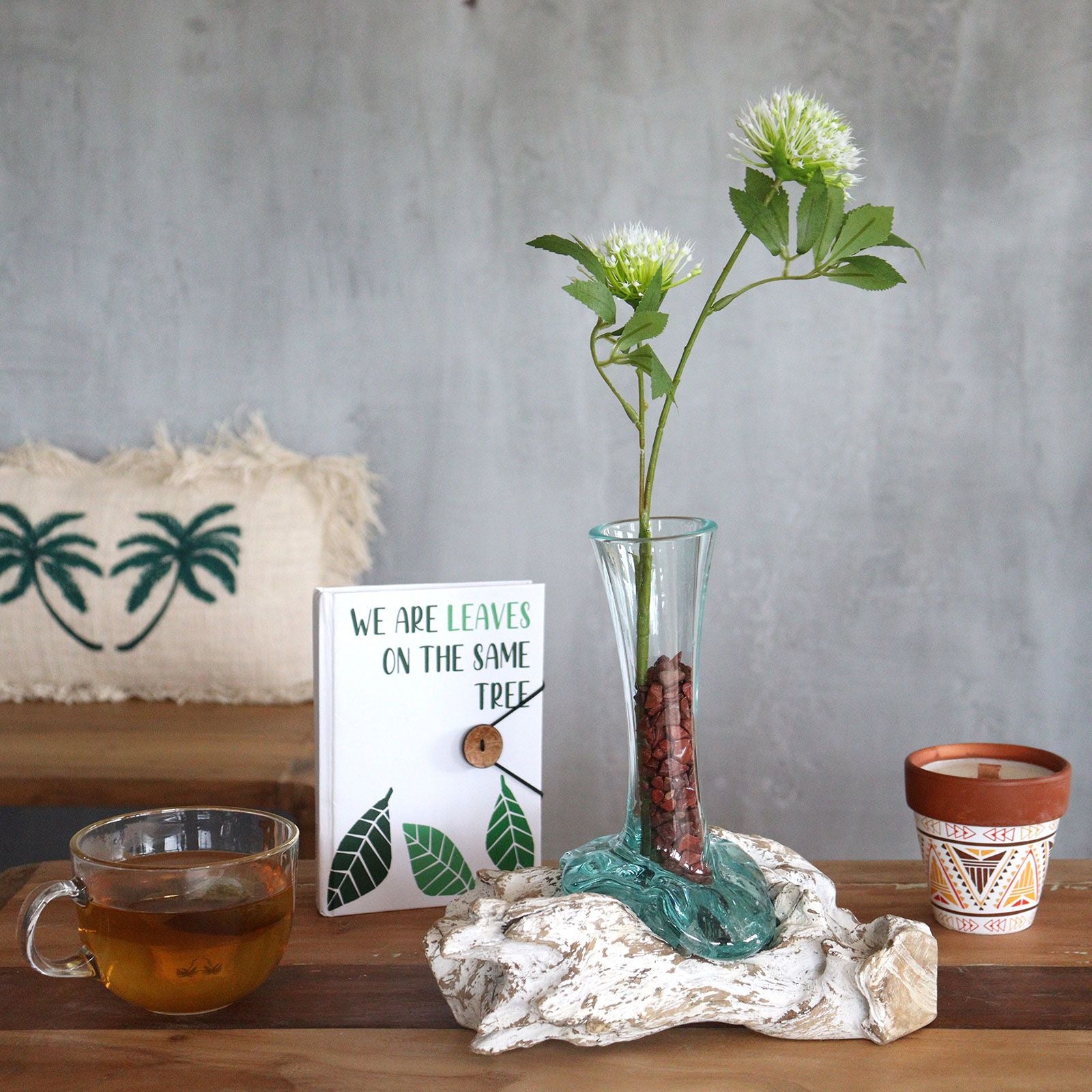 Srednja Vaza iz Taljenega Stekla na Beljenem Lesu